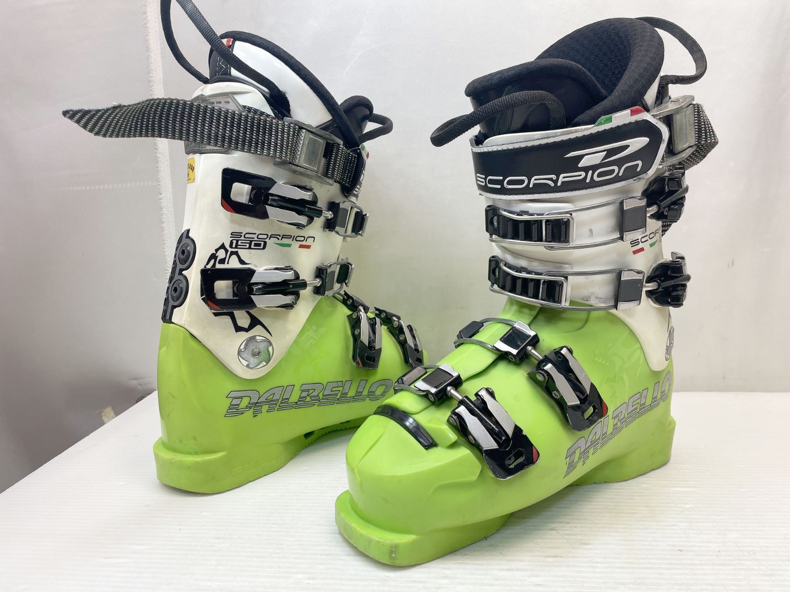 ◆ スキー ブーツ DALBELLO SCORPION 150 24.0 cm ◇ スキー ブーツ DALBELLO SCORPION 150 24.0 cm / 282 mm ダルベロ