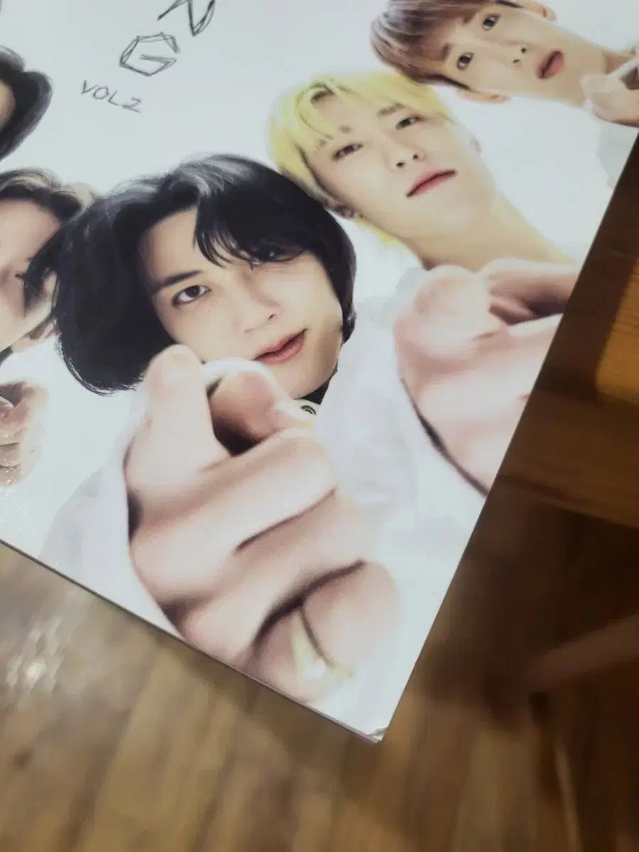 即購入⭕️ セブチ 雑誌 GOING SEVENTEEN ゴセマガジン セブチ GOING SEVENTEEN 写真集 第1弾 - メルカリ