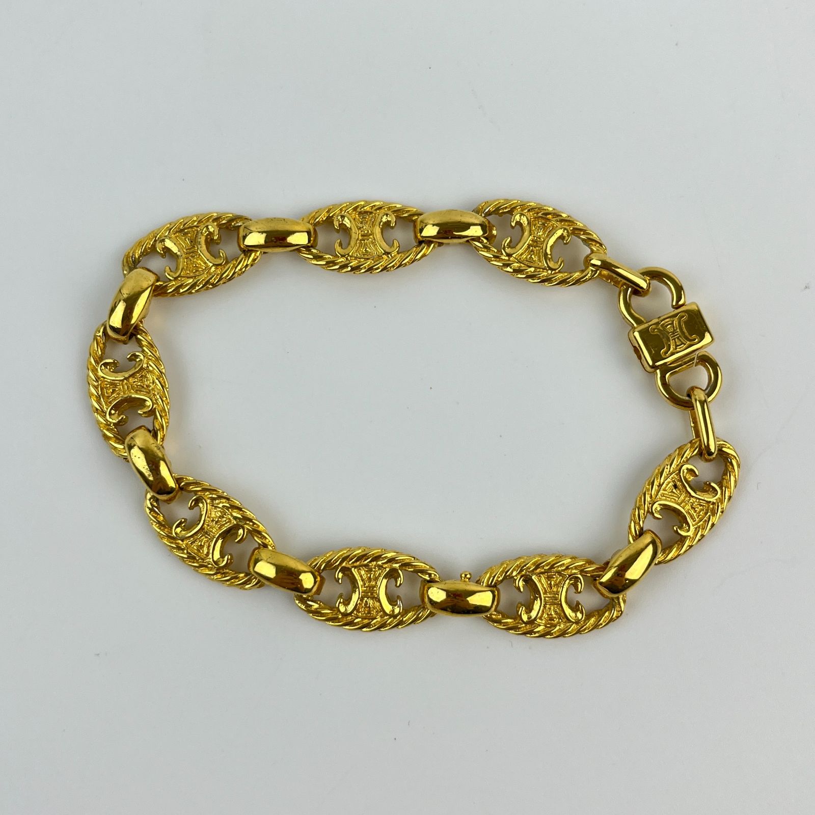 超レア品セリーヌCELINEチャンキーチェーンブレスレットバングルゴールドロゴ 超レア品セリーヌCELINEチャンキーチェーンブレスレットバングル