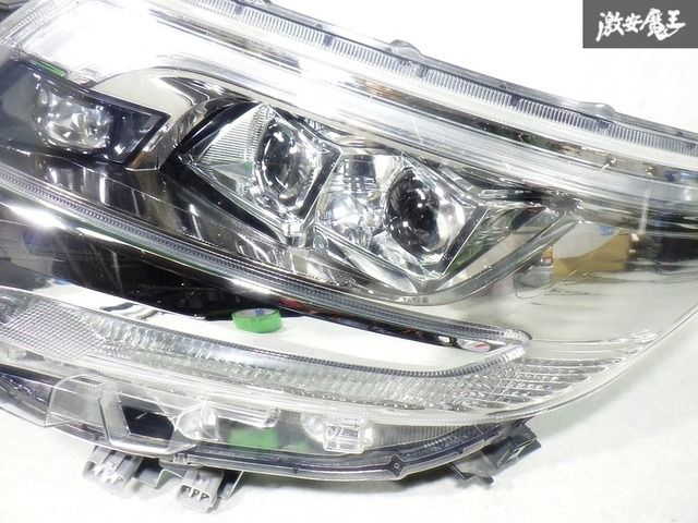 エスクァイア 左 ヘッドライト ZRR80 純正 トヨタ　補修歴有り　ZRR85 ☆保証付 即発送☆ 点灯OK トヨタ純正 ZRR80/ZRR85/ZWR80 エスクァイア