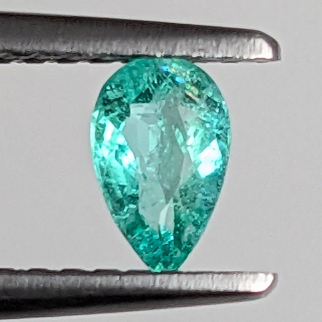 パライバトルマリンルース ブラジル・バターリャ産【0.28ct】C103
