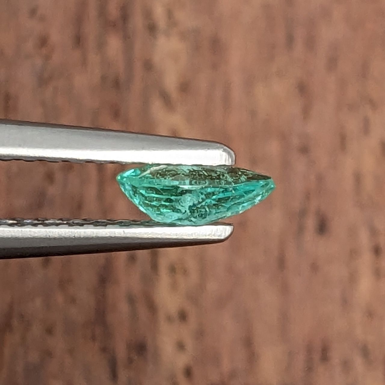 パライバトルマリンルース ブラジル・バターリャ産【0.28ct】C103