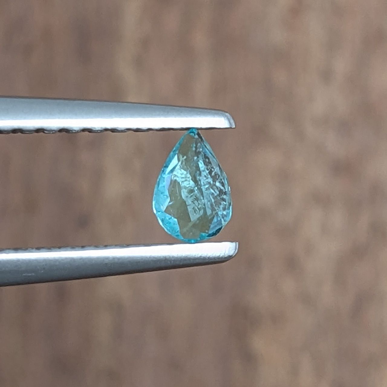 パライバトルマリン ブラジル・バターリャ産【0.13ct】C106 - メルカリ