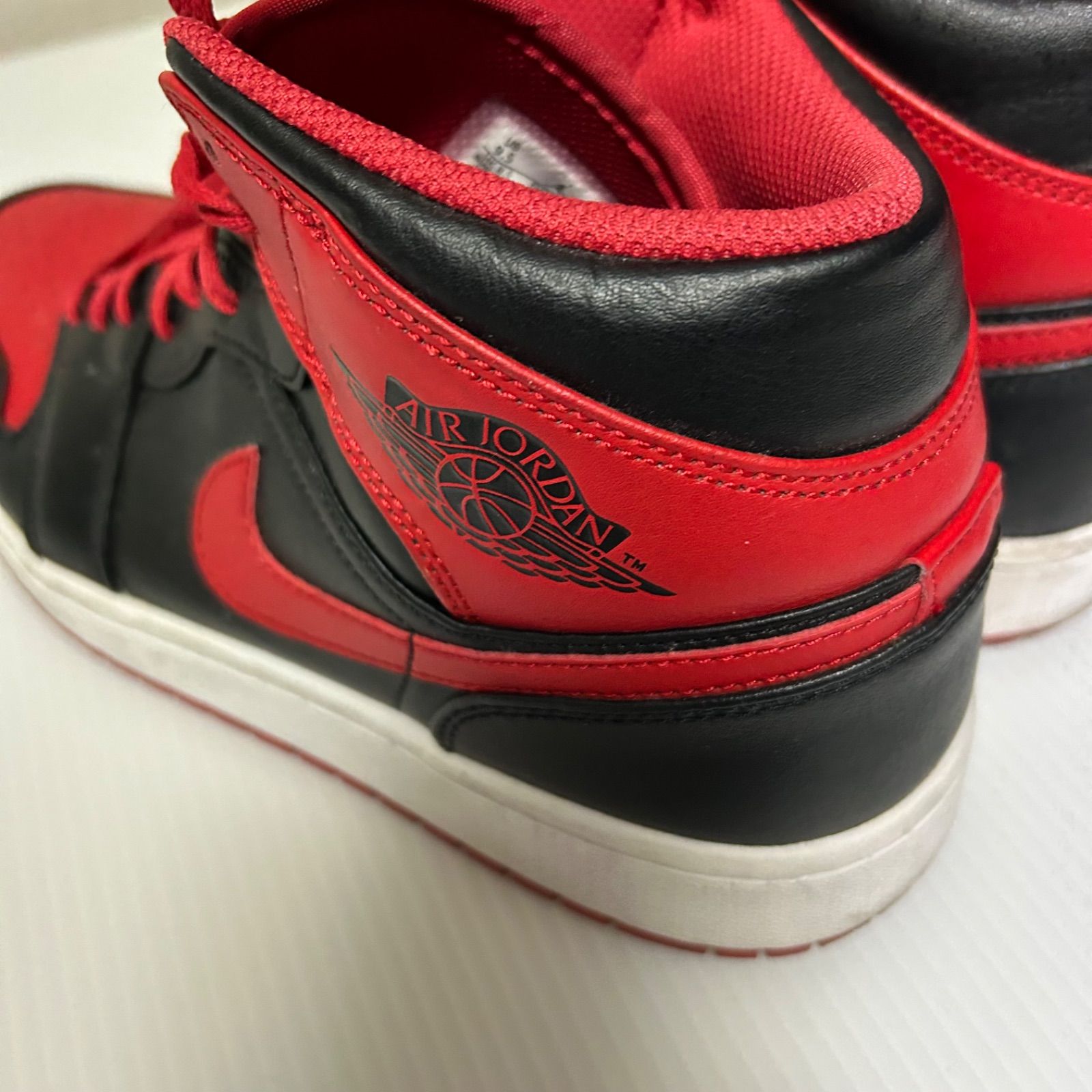Nike Air Jordan 赤黒白 ハイカットスニーカー ナイキ エアー 