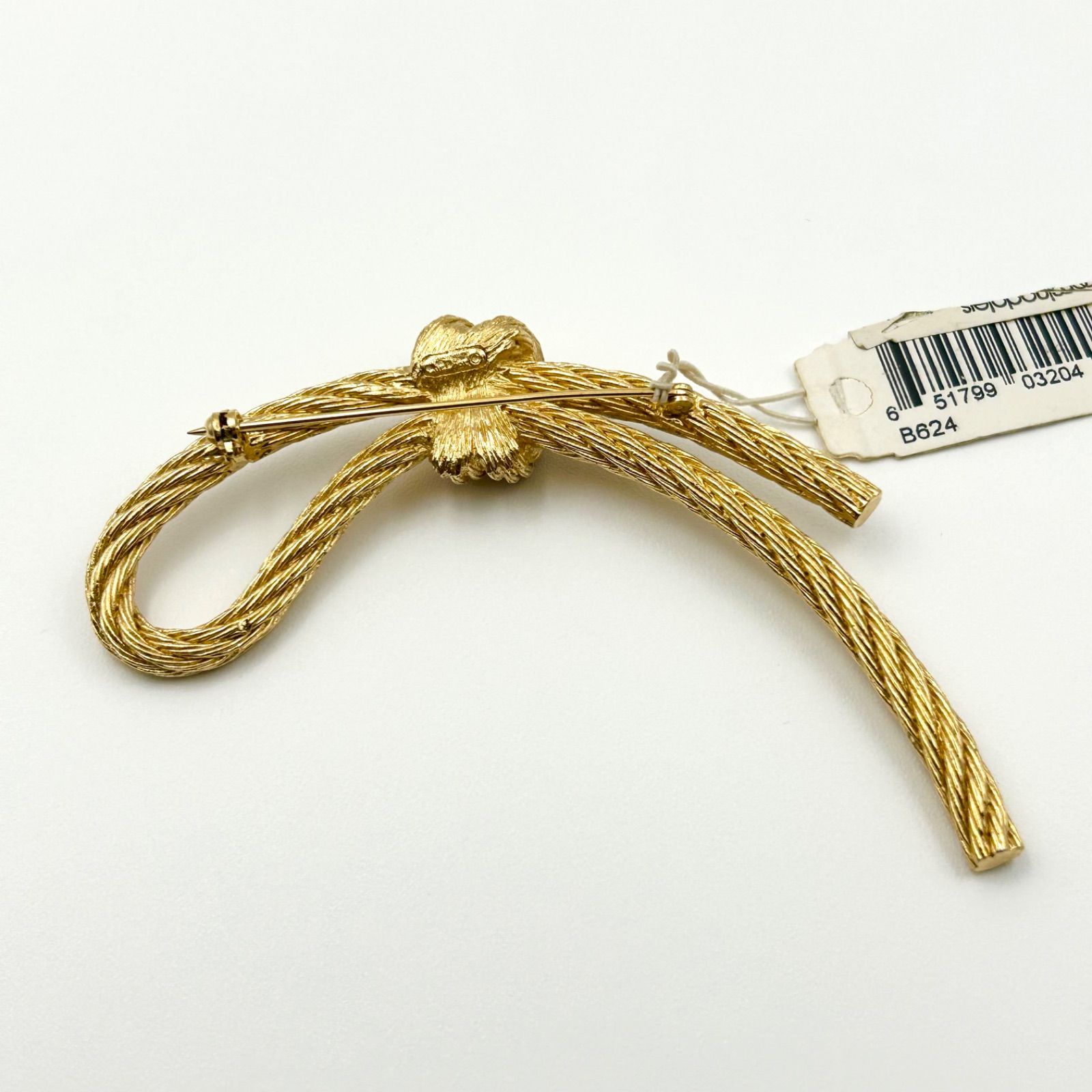 Christian Dior ブローチ　リボン　ゴールド　大ぶり　ビンテージ Christian Dior クリスチャン ディオール ブローチ ゴールド リボン