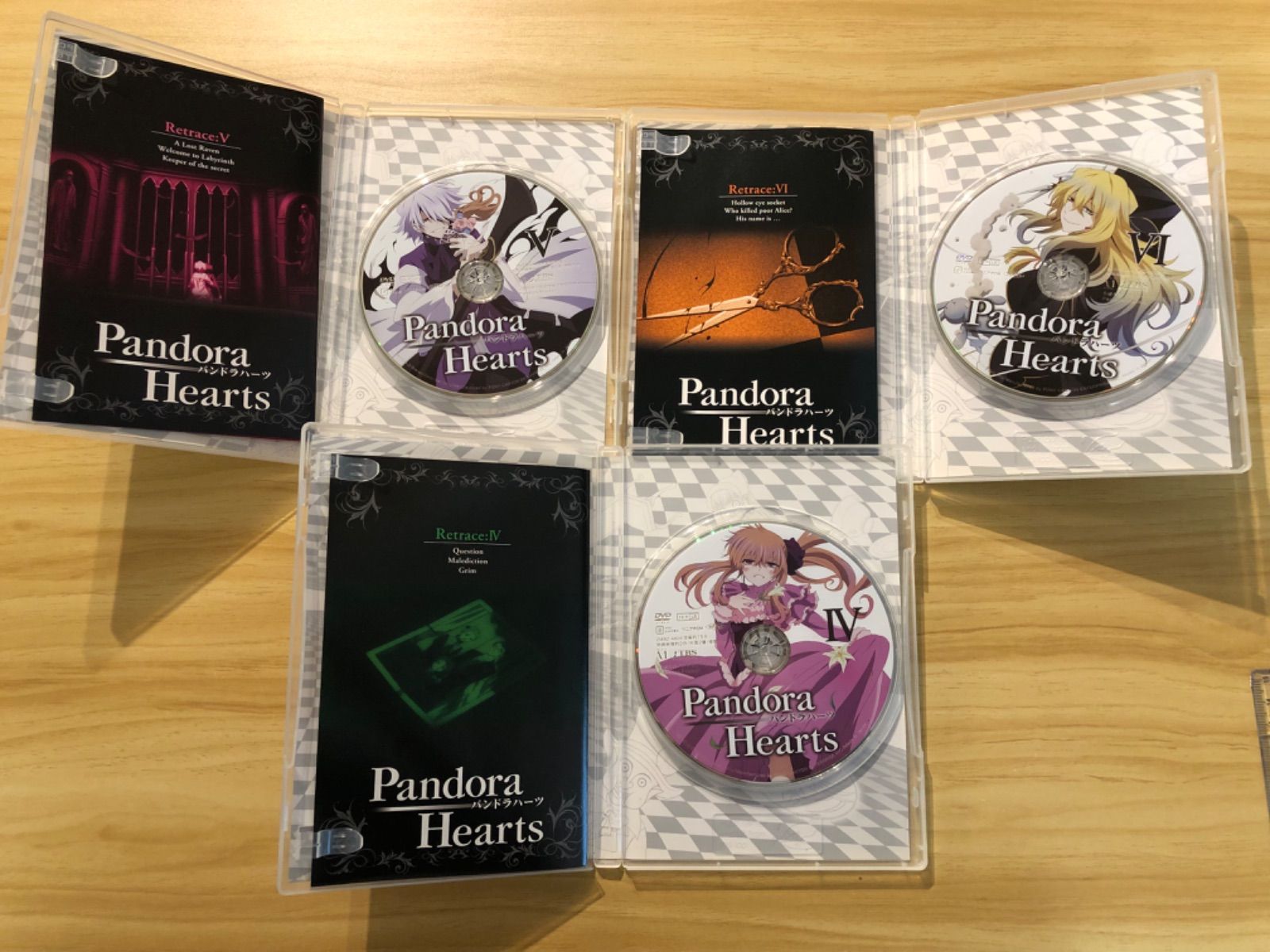 Pandora Heartsキャンバスパネル Ⅱ〜Ⅴ 新品 未開封 セット パンドラハーツのボックスセット、やっと来たー！ : r/MangaCollectors