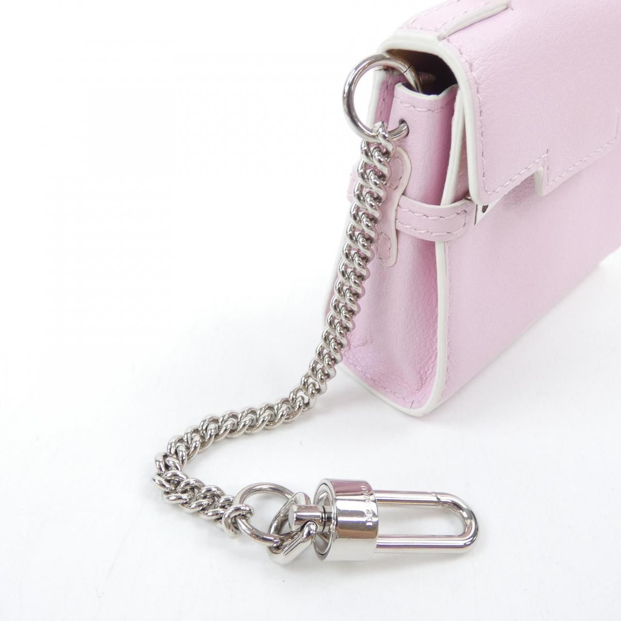 デルボー DELVAUX TAMPETE チャーム - メルカリ