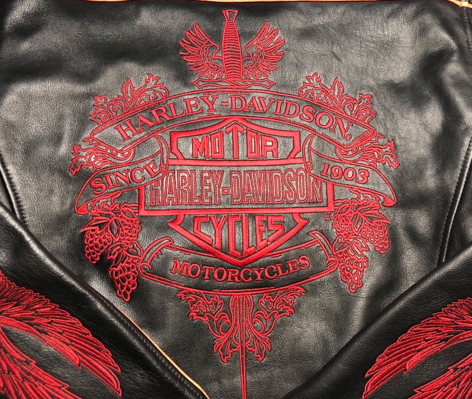 ⭐️【非常に稀少！赤糸刺繍限定品！】高品質の山羊&牛革製 Harley