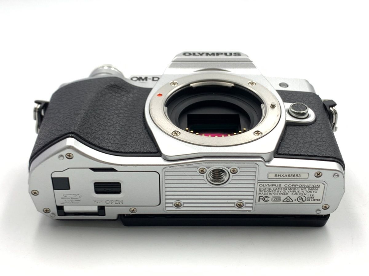 ■ 美品 ■ オリンパス　OM-D E-M10 MarkⅢ ボディ 元箱付 E-M10用ボディケースをmarkIIに試してみました』 オリンパス OM-D E