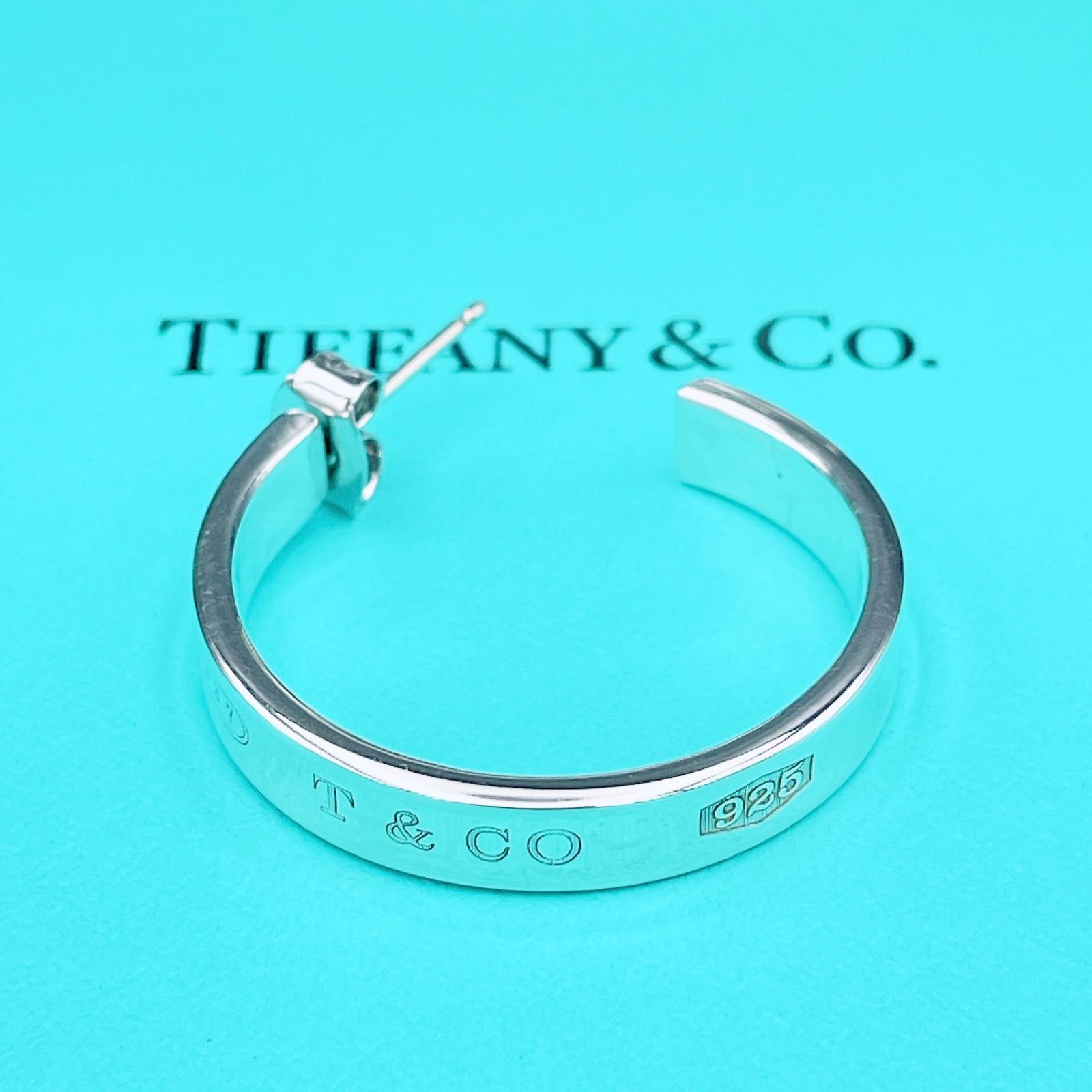 ◇ティファニー◇新品仕上済 Tiffany&Co. 1837 ナロー ピアス