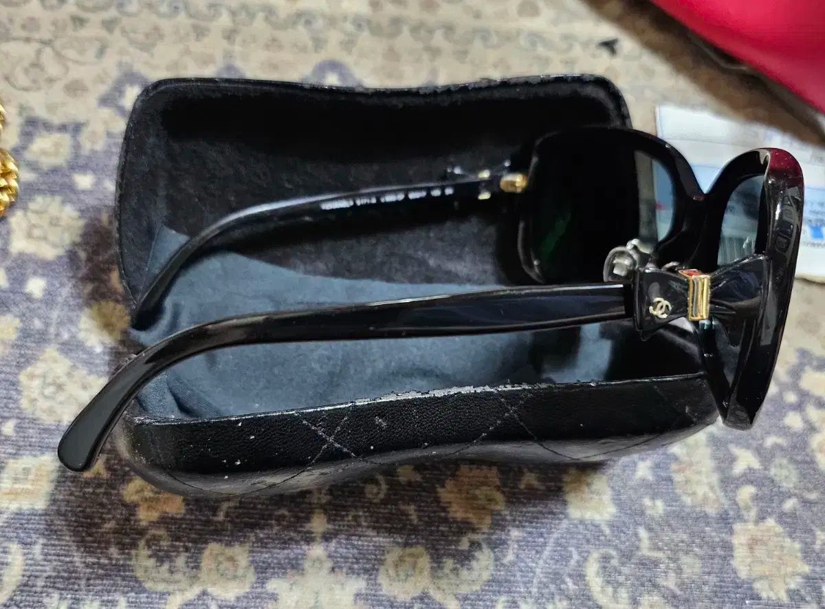 シャネル ブラック リボン サングラス - メルカリ