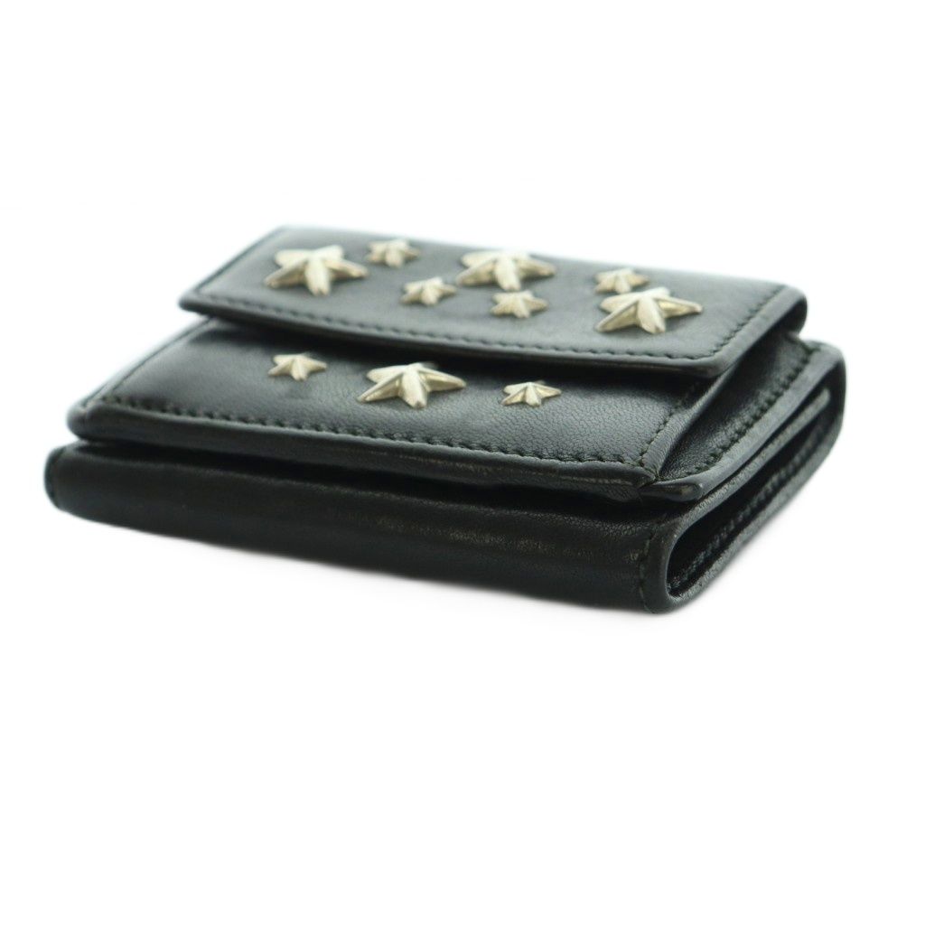 ジミーチュウ jimmy choo三つ折り財布 黒 スタースタッズ ほぼ未使用 未使用級】JIMMY CHOO ジミーチュウ 三つ折り財布 スタースタッズ