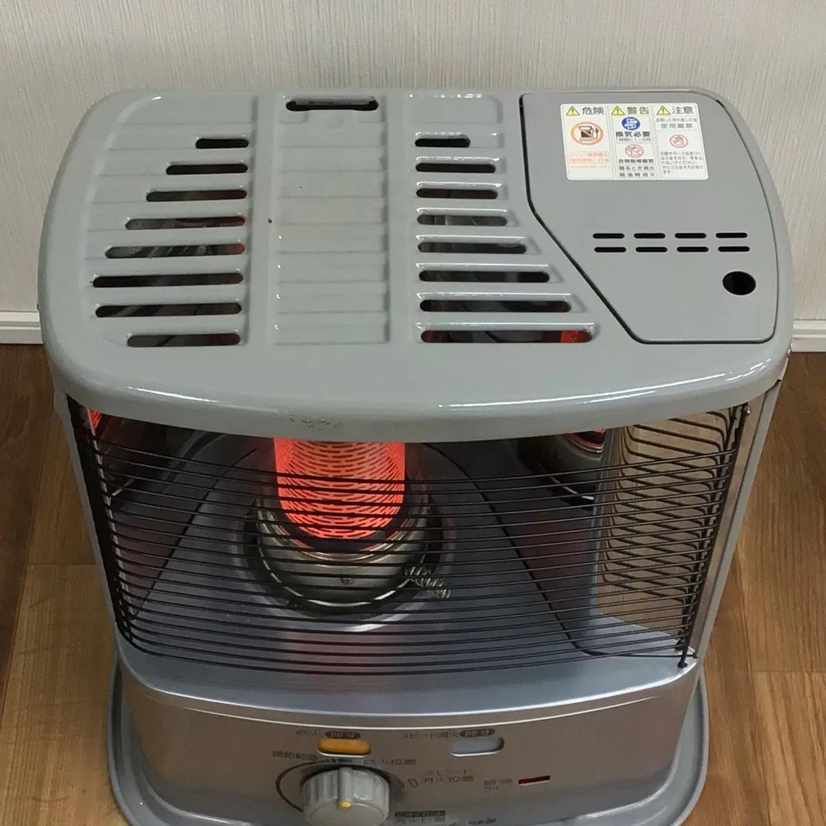 【よごれま栓】コロナ石油ストーブ SX-2417Y (2017年製) よごれま栓】コロナ石油ストーブ SX-2417Y (2017年製)