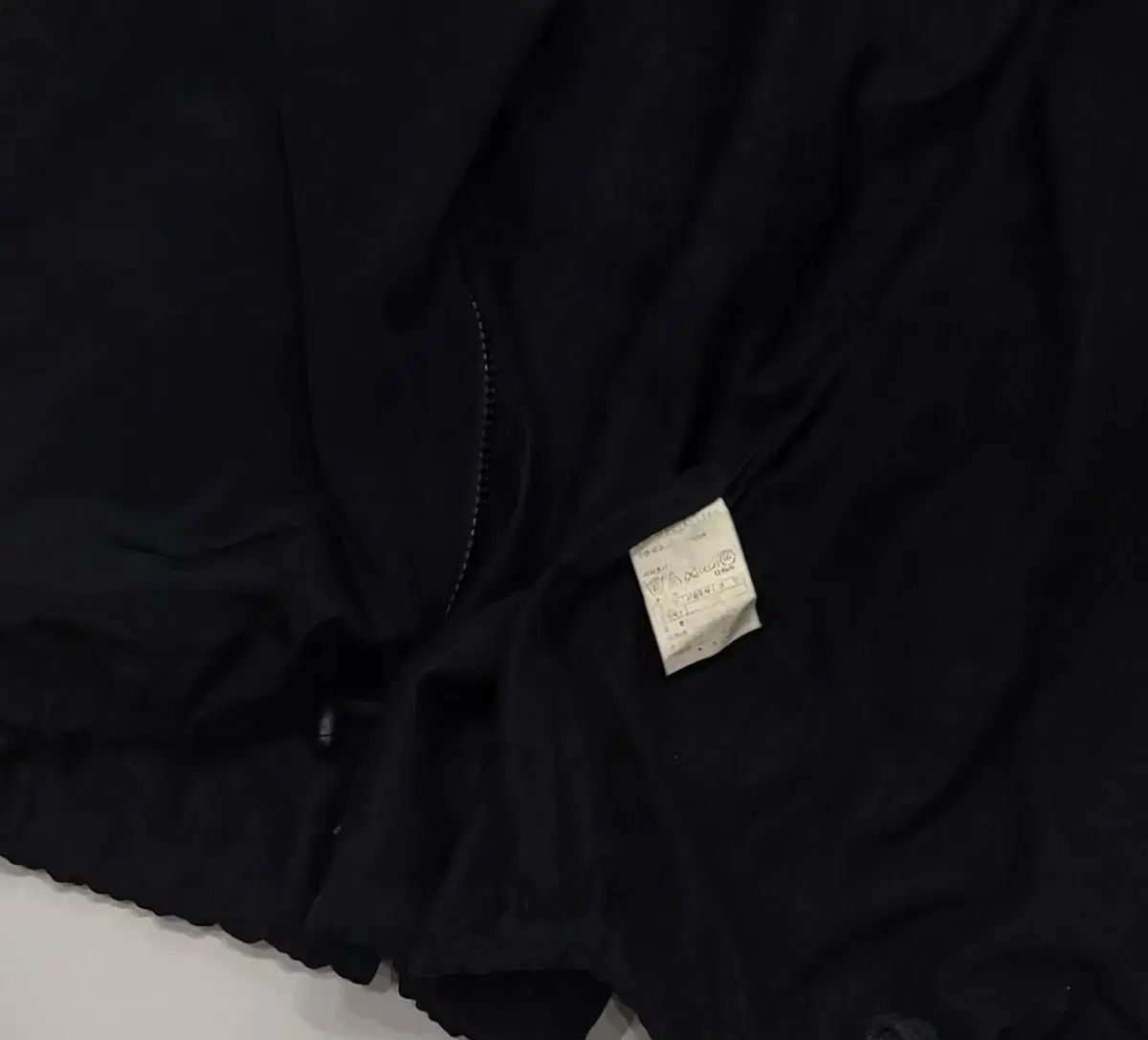 ウィンドブレーカー