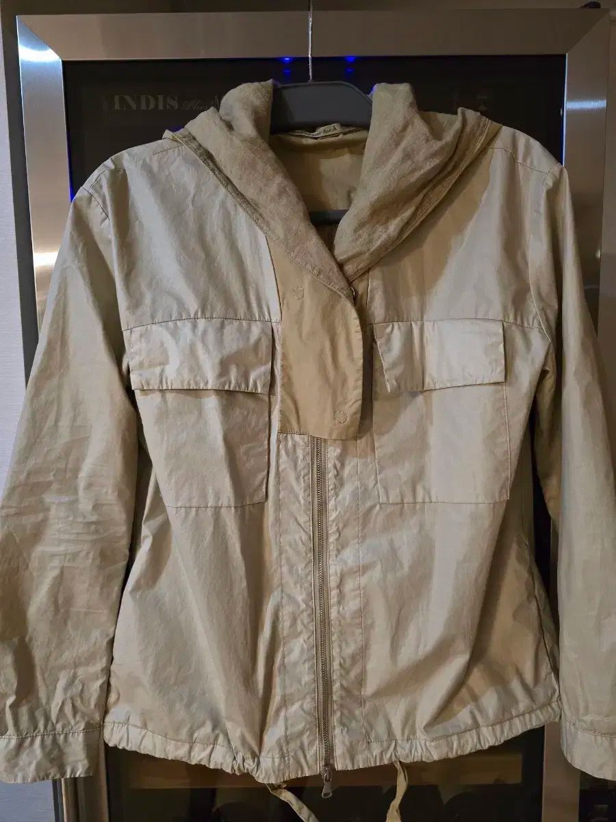 トランジット Transit ヴァラ막い 42サイズです