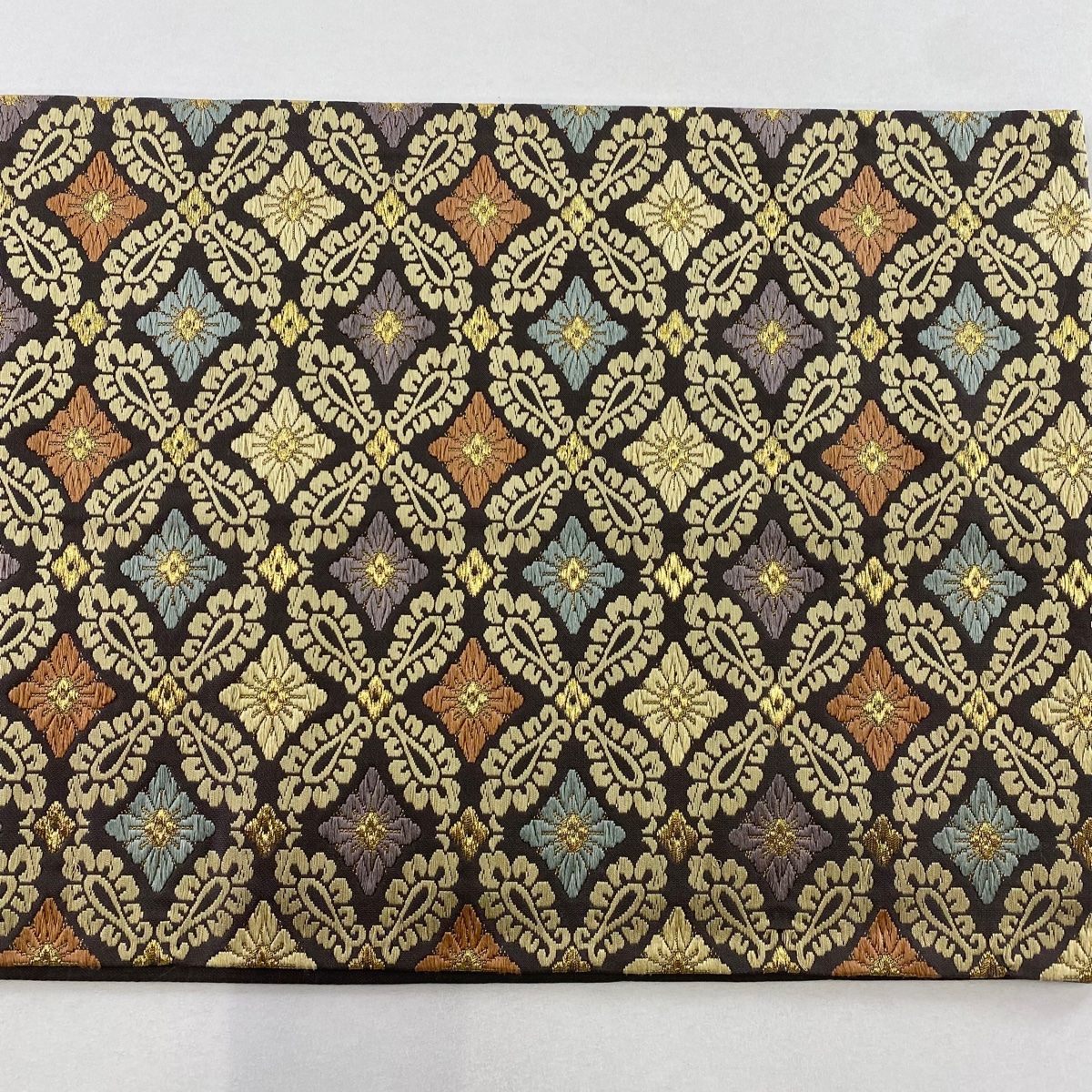 袋帯 名品 七宝花菱文様 金糸 刺繍 灰紫 六通 正絹 【中古】 - メルカリ