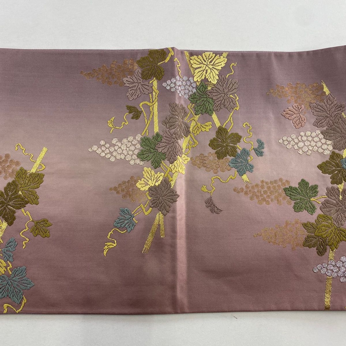 美品】 袋帯 名品 鈴乃屋 葡萄 箔 金糸 薄紫 六通 正絹 【中古