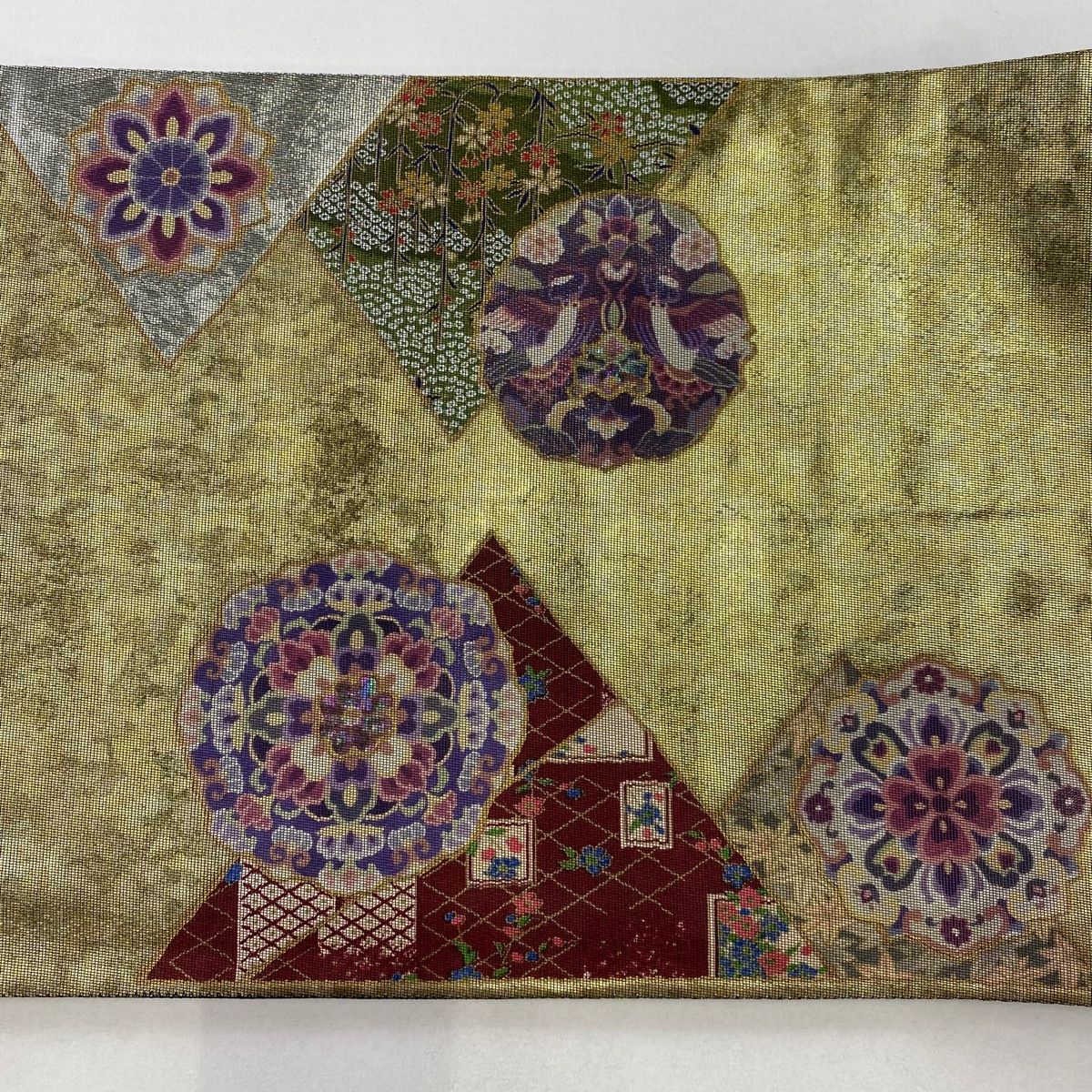 美品】 袋帯 名品 向かい鳥 華文 螺鈿箔 金彩 金色 お太鼓柄 正絹