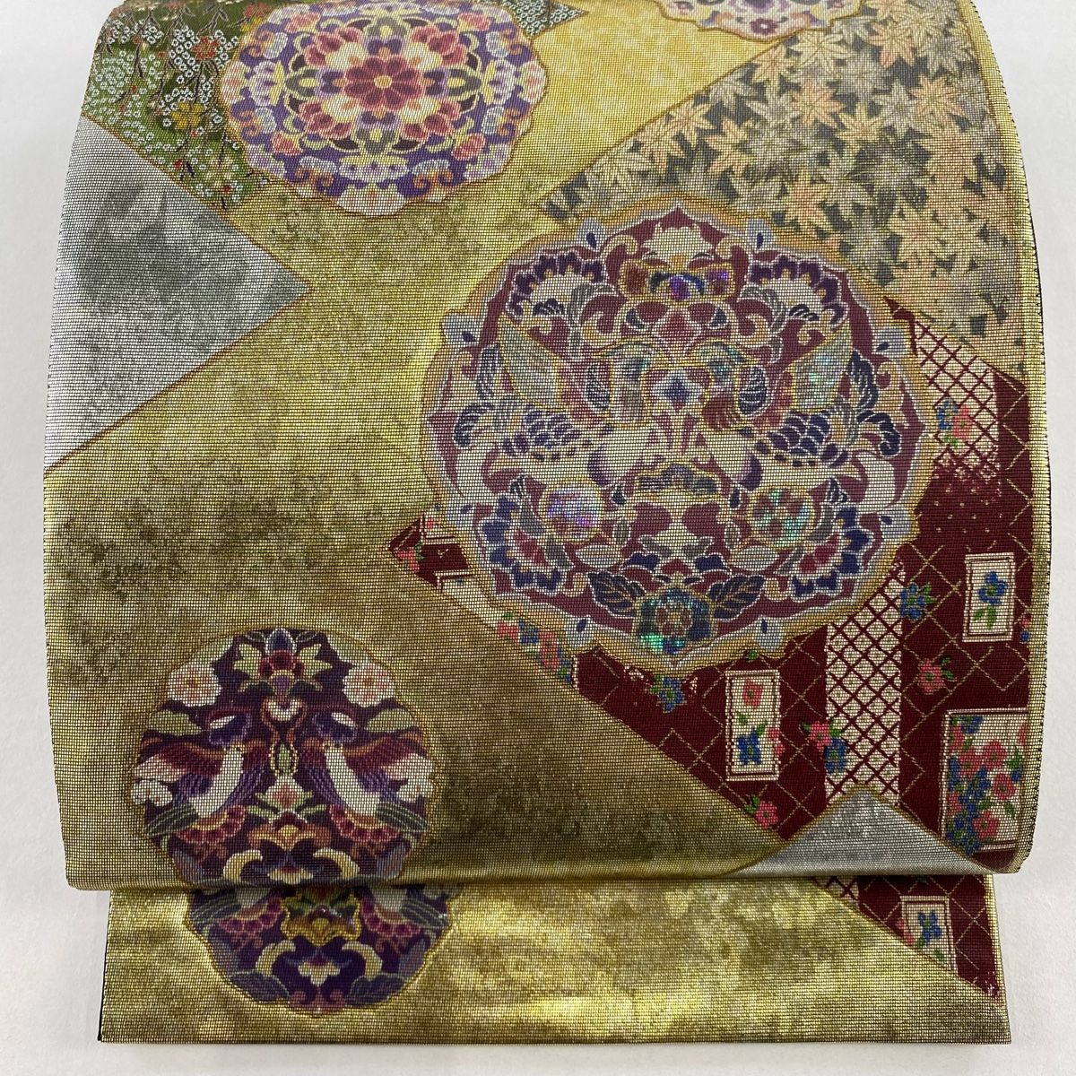 美品】 袋帯 名品 向かい鳥 華文 螺鈿箔 金彩 金色 お太鼓柄 正絹