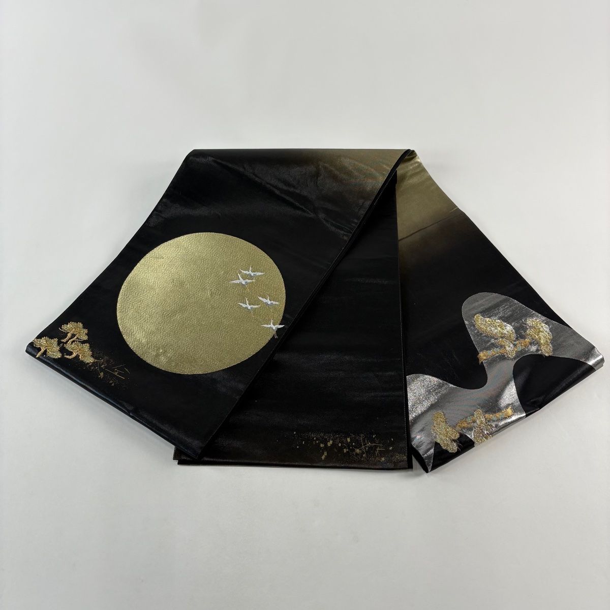 美品】 袋帯 名品 引箔袋 月光 鶴 金糸 刺繍 黒 お太鼓柄 正絹 【中古
