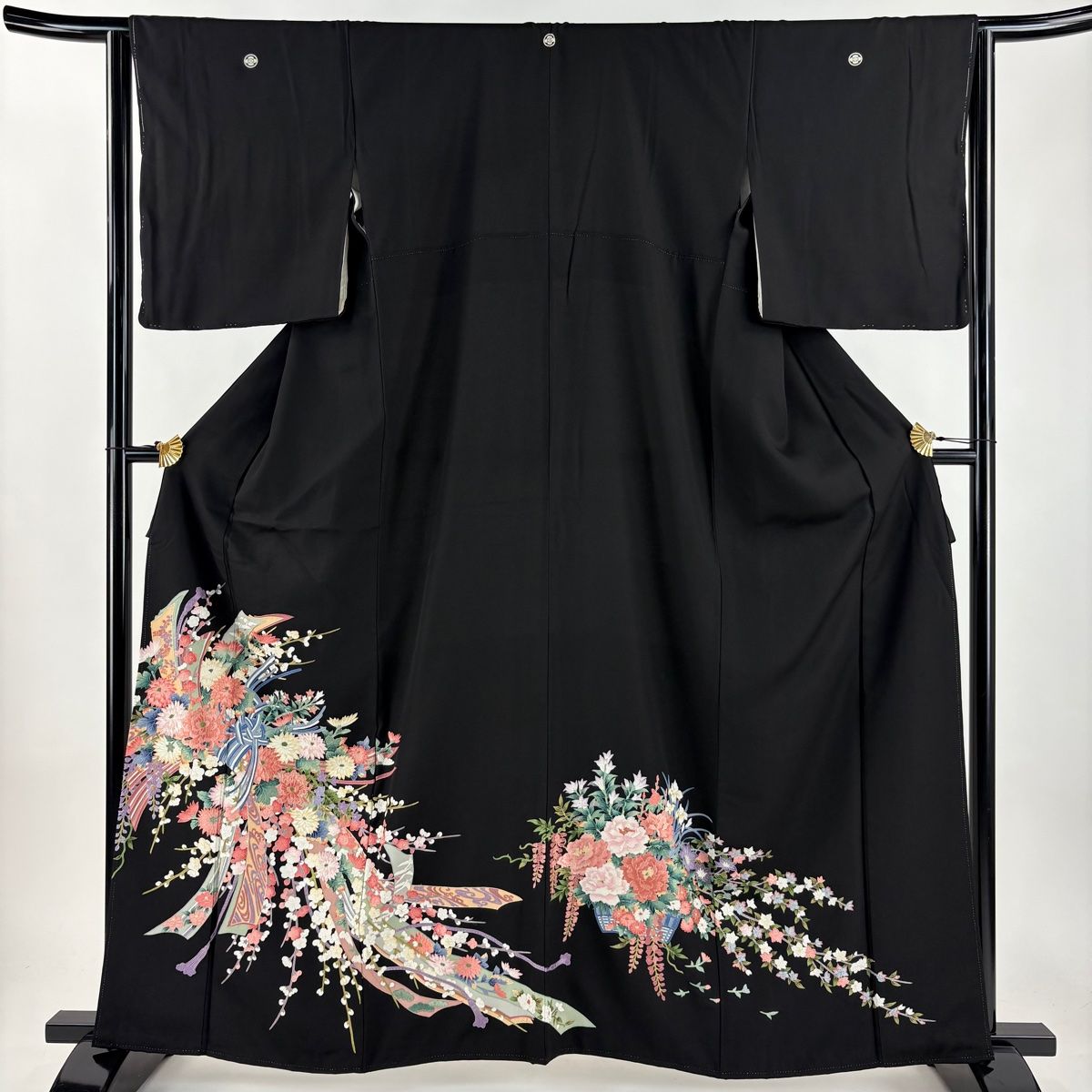 b109 特選作家作品 黒留袖 5点フルセット身丈161裄丈68 b109 特選作家作品 黒留袖 5点フルセット 身丈161裄丈68 ゆったり 千成