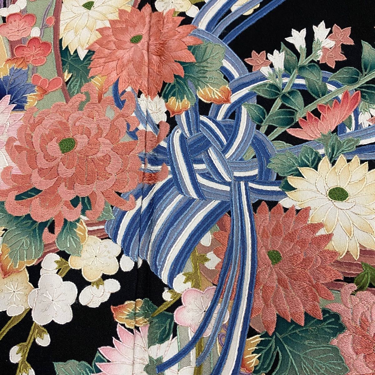 b109 特選作家作品 黒留袖 5点フルセット身丈161裄丈68 b109 特選作家作品 黒留袖 5点フルセット 身丈161裄丈68 ゆったり