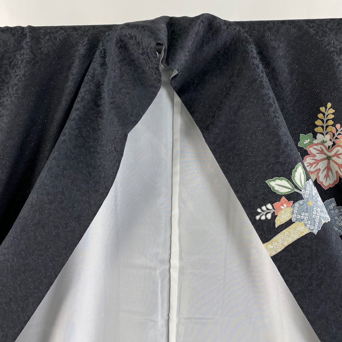 成人式振袖身丈160.5cm裄丈67cm雪輪 草花金糸金彩茶紫正絹美品セット中古 成人式振袖身丈160.5cm裄丈67cm雪輪 草花金糸金彩茶紫正絹美品セット