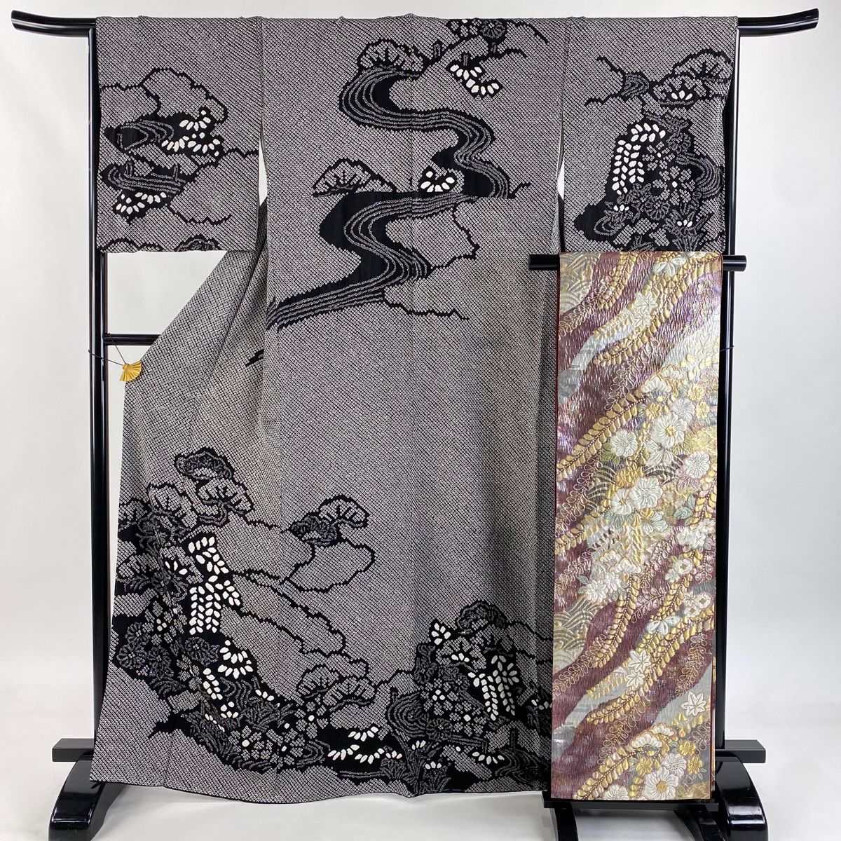 訪問着 身丈166 cm 裄丈65 M 袷 袋帯セット 松 草花 総絞り 黒 正絹
