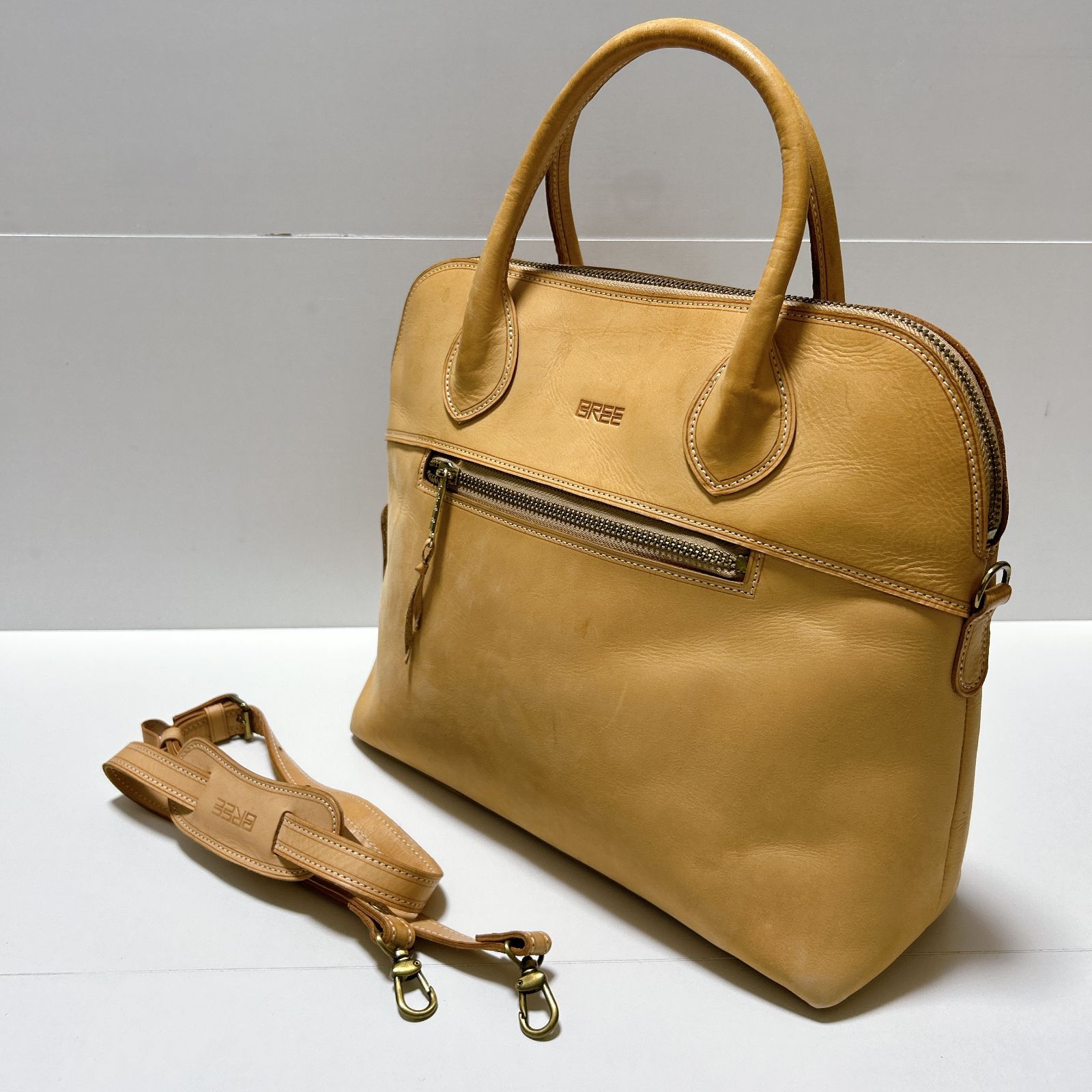 BREE ブリー バッグ 2 way ハンドバッグ ショルダーバッグ ベージュ系 スレ 保存袋付き 品 管理番号
