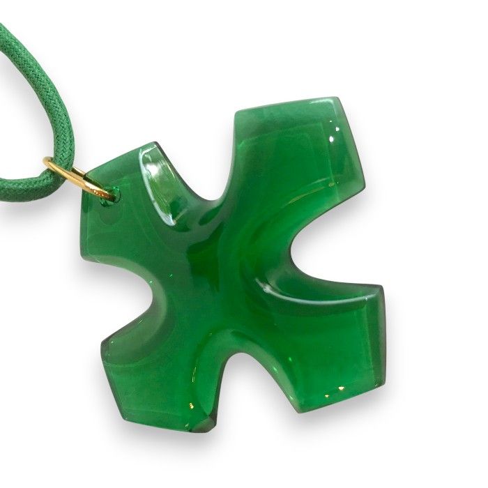 バカラ Baccarat ネックレス オクシタン クロス グリーン 緑系