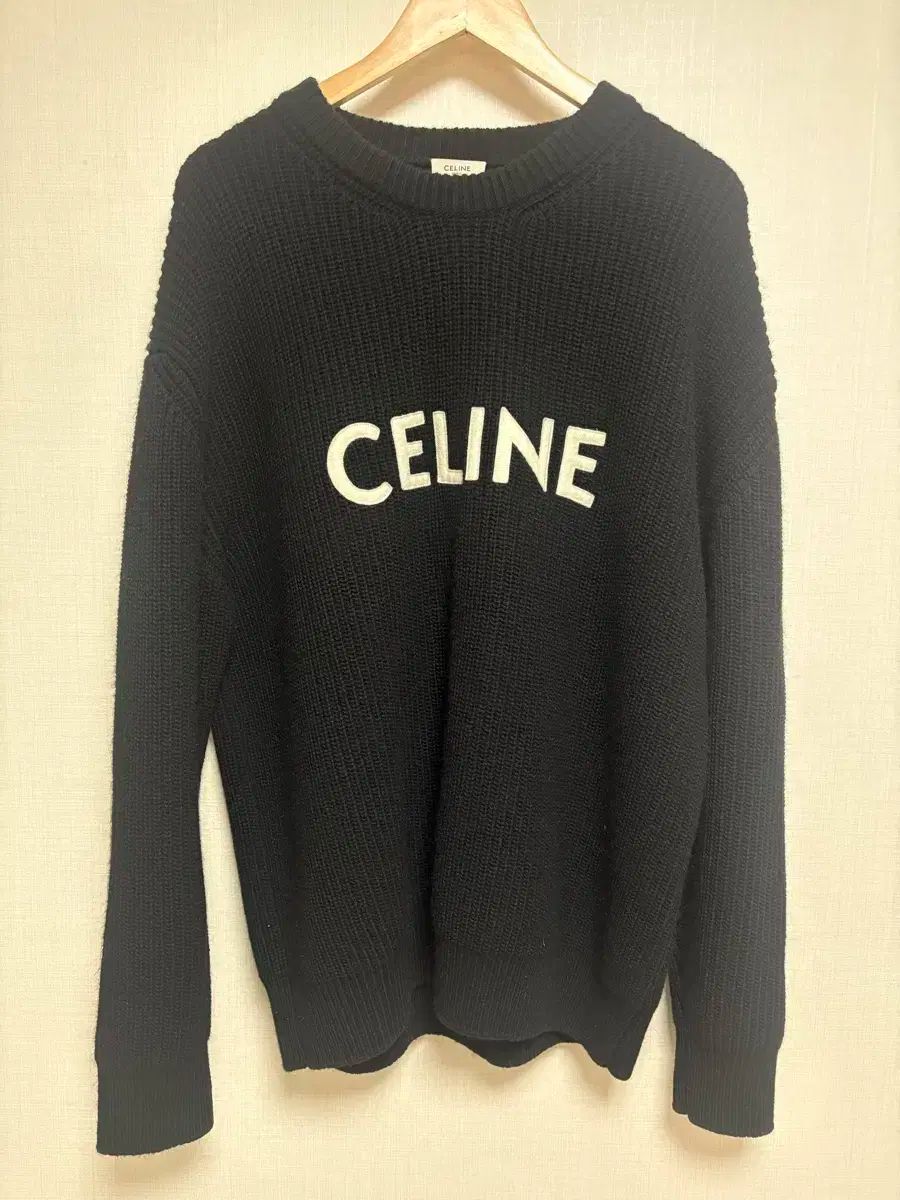 ほぼ新品 セリーヌ セリーヌ ニット ほぼ新品 セリーヌ セリーヌ ニット