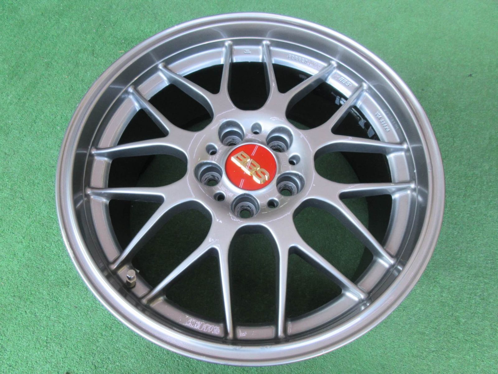 鍛造ホイール！ BBS RG-R 8J/9J-18 5H114.3 +40+42 BBS専用 