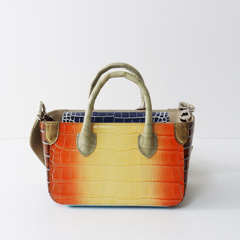 未使用 A.D.M.J. エーディーエムジェイ 牛革クロコ型押し