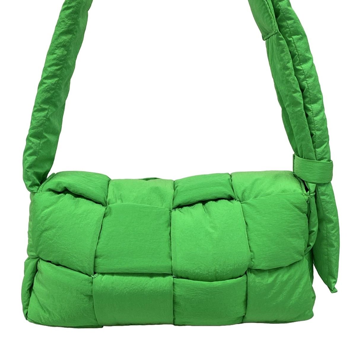 BOTTEGA VENETA(ボッテガヴェネタ) ショルダーバッグ美品 ザ・パデッド