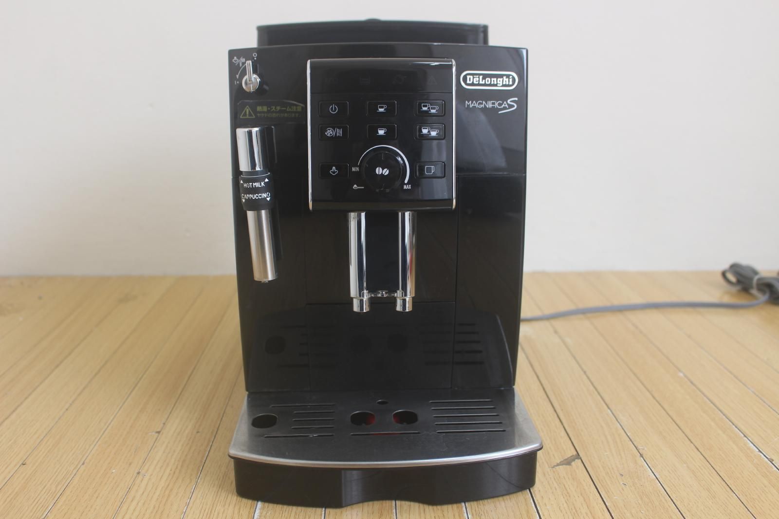 DeLonghiデロンギ マグニフィカS コンパクト全自動エスプレッソマシン