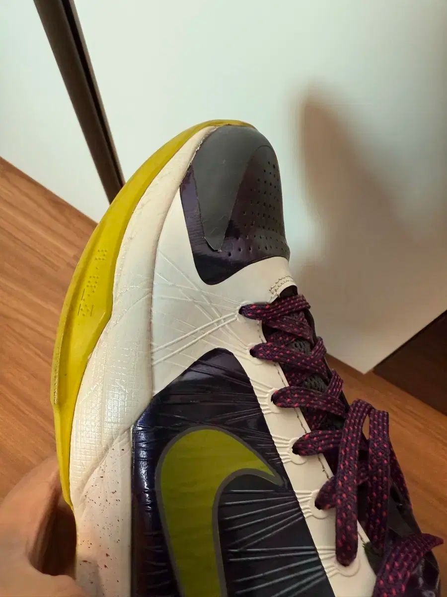 ナイキ コービー5 カオス 255 - メルカリ