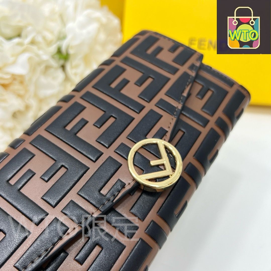 今日特価】Fendi フェンディ 最新ウォレット 高級輸入牛皮で仕上げ