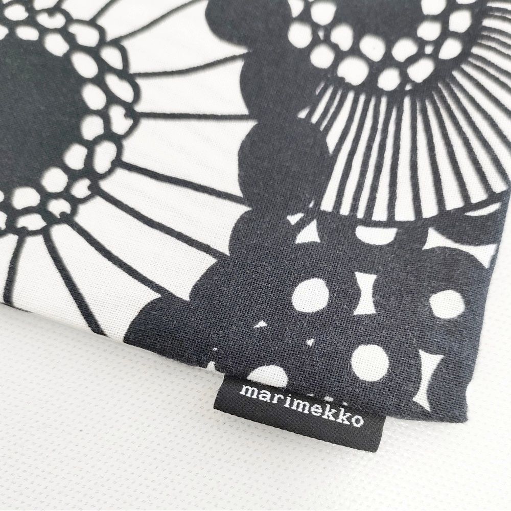 marimekko PIENI SIIRTOLAPUUTARHA 45×45 コットン クッションカバー