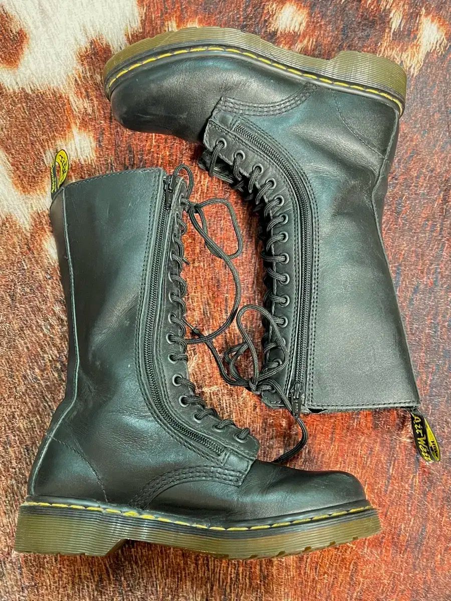 DR. MARTENS ドクターマーチン 9733W 14ホール ダブルジッパー ロング
