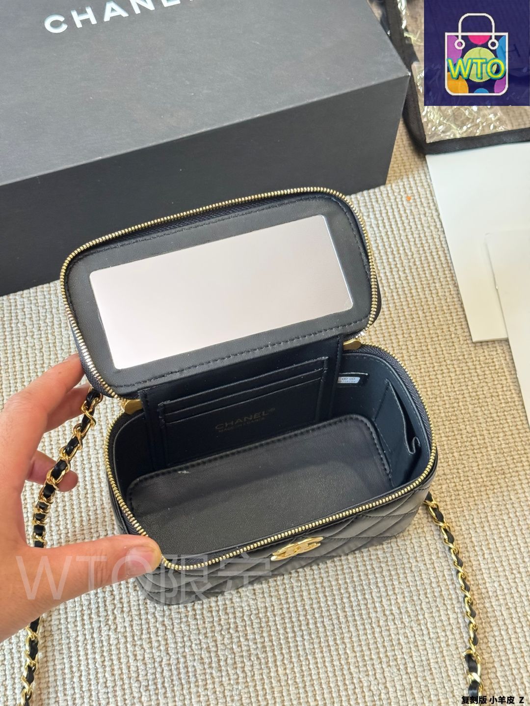 今日特価】Chanel シャネル 22S ボックスバッグ ?空ロゴハンドル、?枝