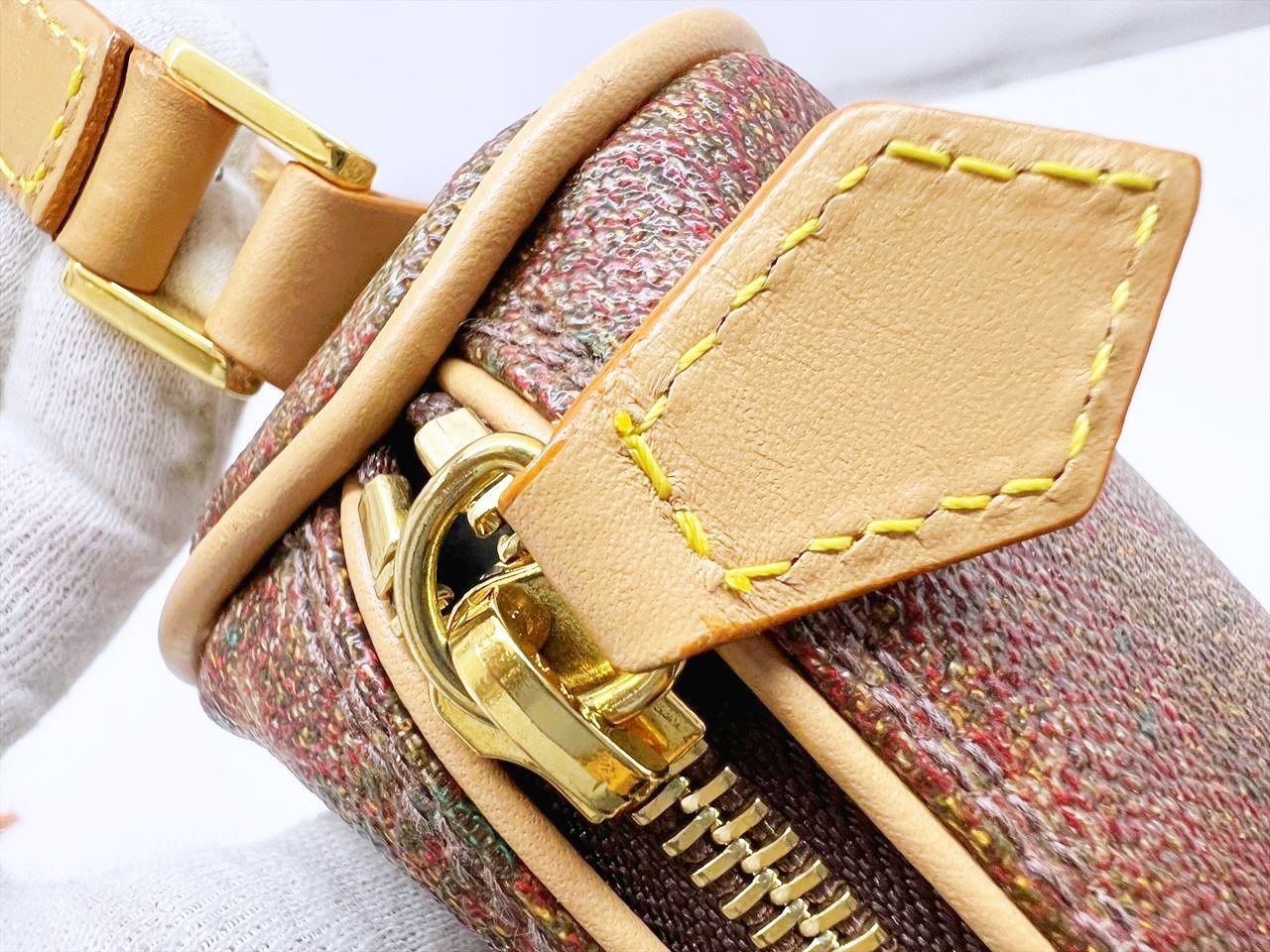 ワンショルダーバッグ ブラウン