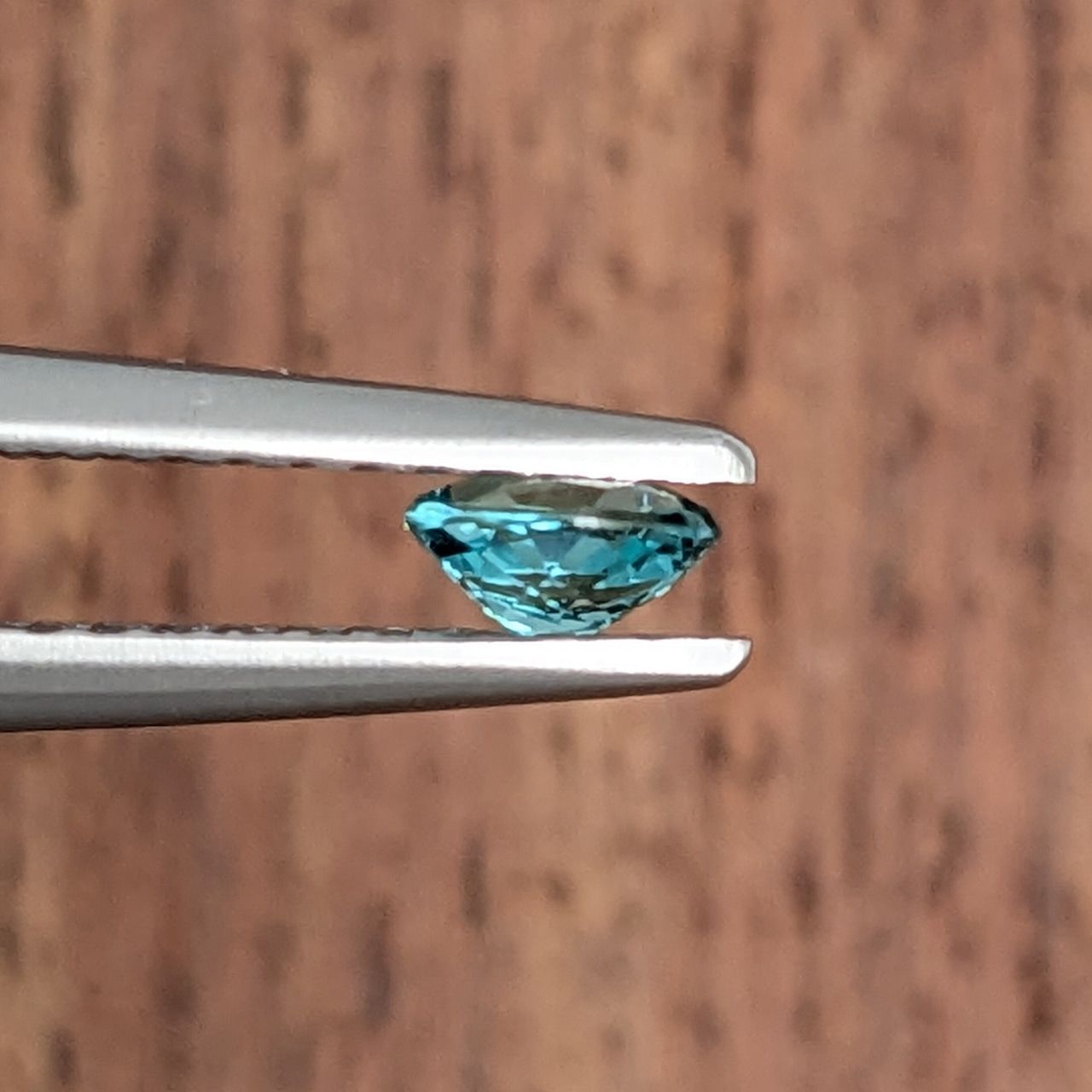 パライバトルマリン ブラジル・バターリャ産【0.20ct】D94 - メルカリ