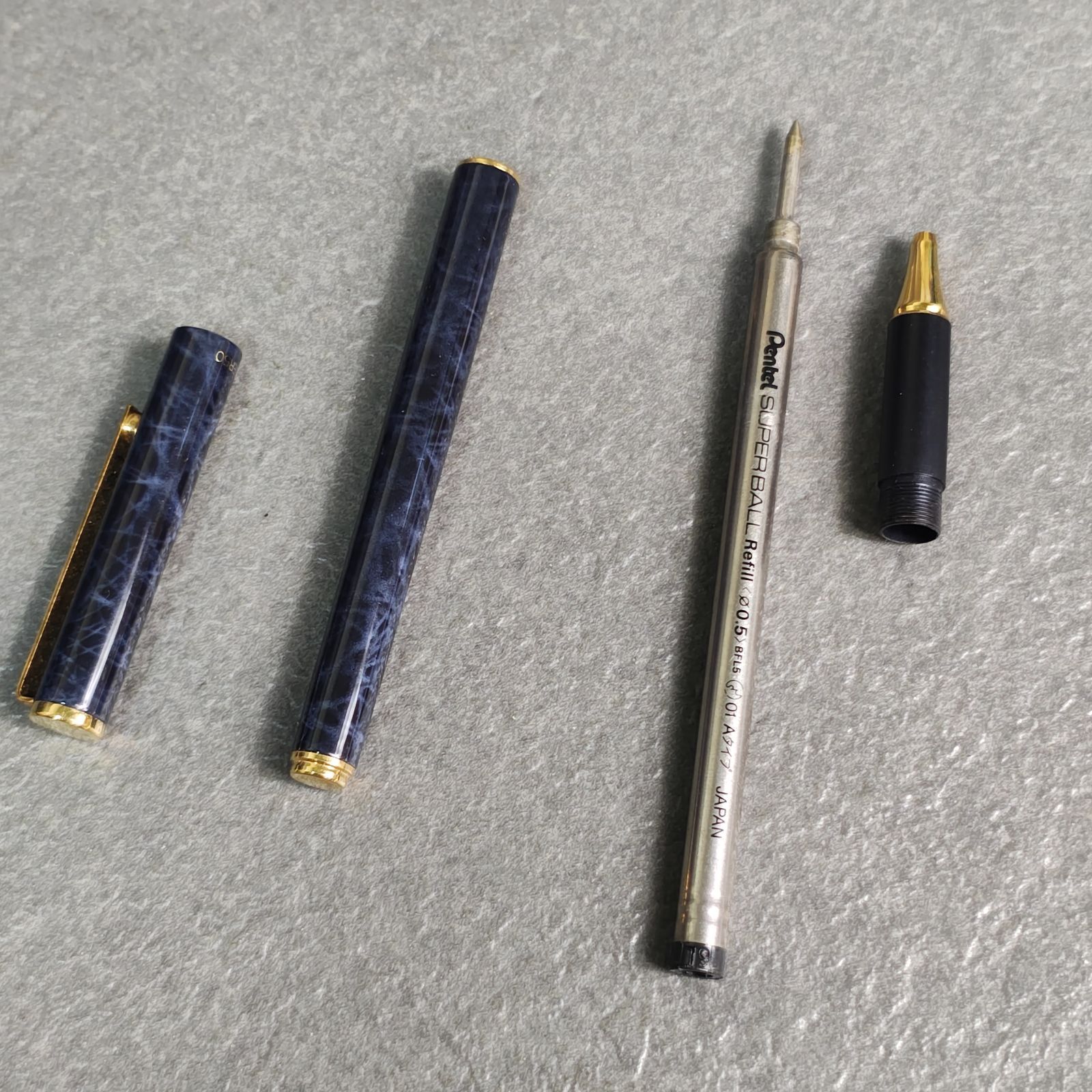 BURBERRY 廃盤 ボールペン ブラックマーブル ノバチェック キャップ式