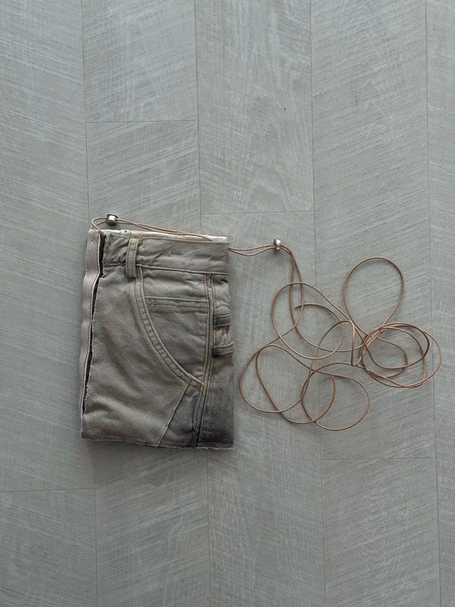 左 XLIM(エクスリム) EP6 SYNOPSIS 01 BAG