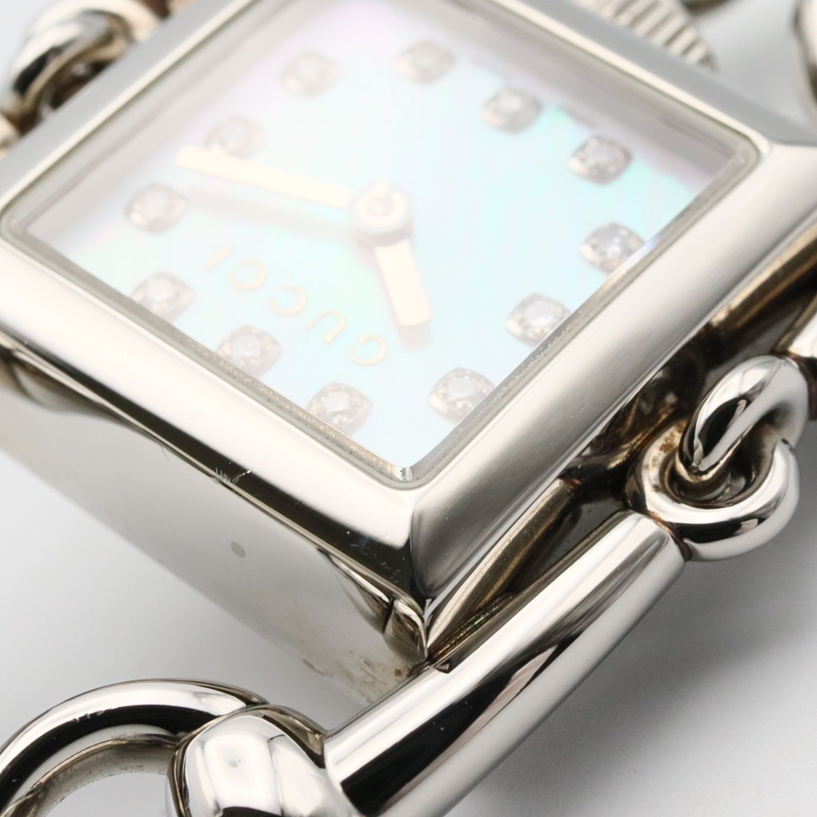 グッチ GUCCI 腕時計 シニョーリア 116.5 ホワイトシェル ステンレス