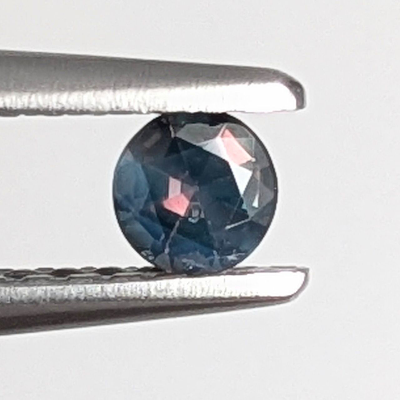 アレキサンドライト アレキサンドライト 0.507ct 中央宝石 アレキサンドライト アレキサンドライト 0.507ct 中央宝石