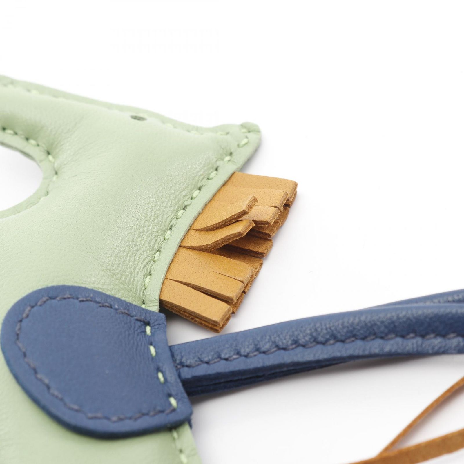 エルメス HERMES チャーム ロデオPM ヴェールクリケット セサミ