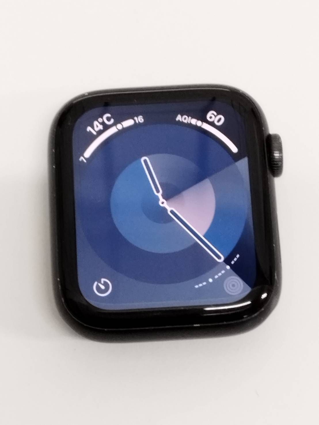 Apple Watch SE 第1世代/GPS/44mm/A2352/スペースグレー〈MKQ63J/A Apple Watch SE 第1世代/GPS/44mm/A2352/スペースグレー〈MKQ63J/A
