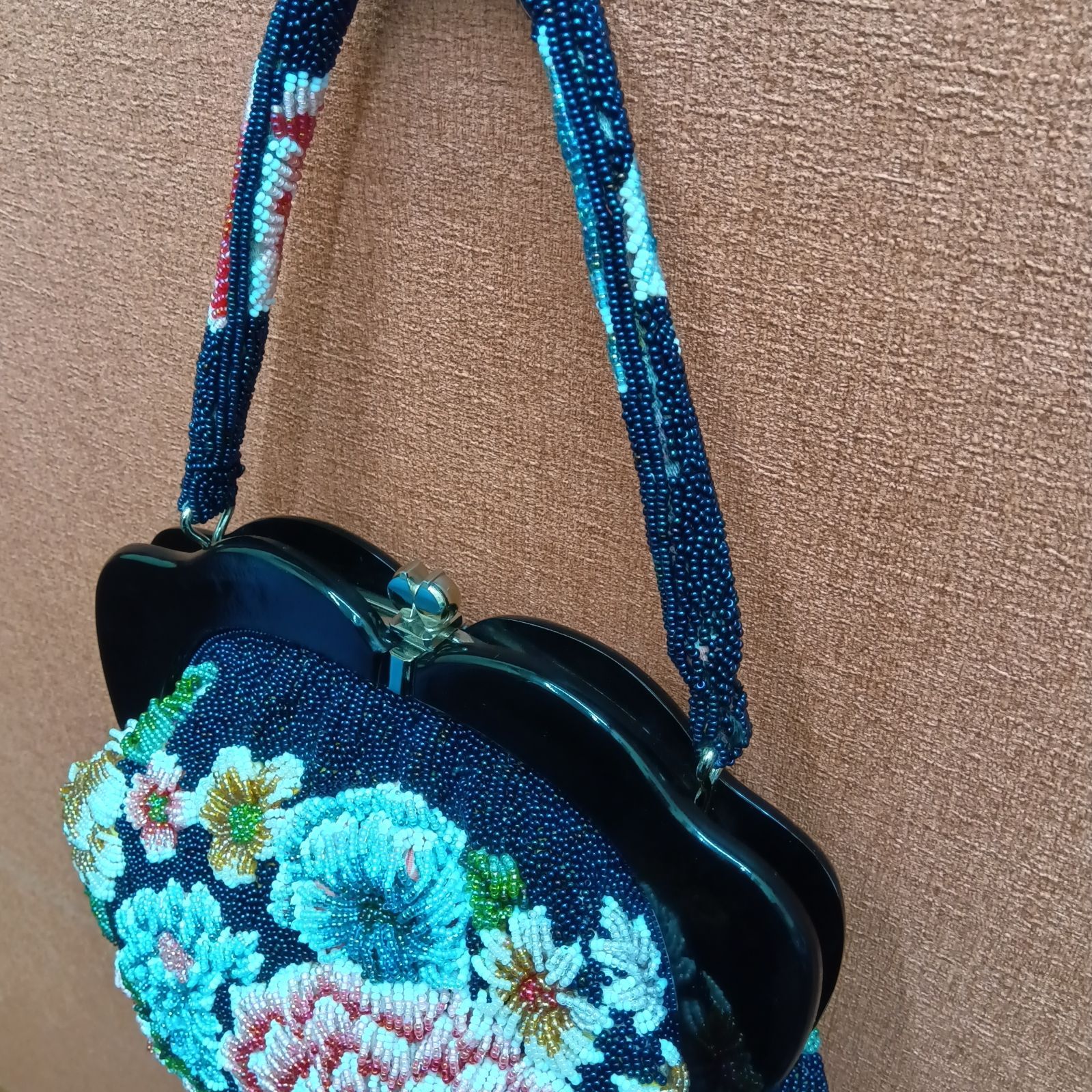 多少訳あり🔴 昭和レトロ 希少レア 🔷 総柄 ビーズ刺繍バッグ ／ 豪華