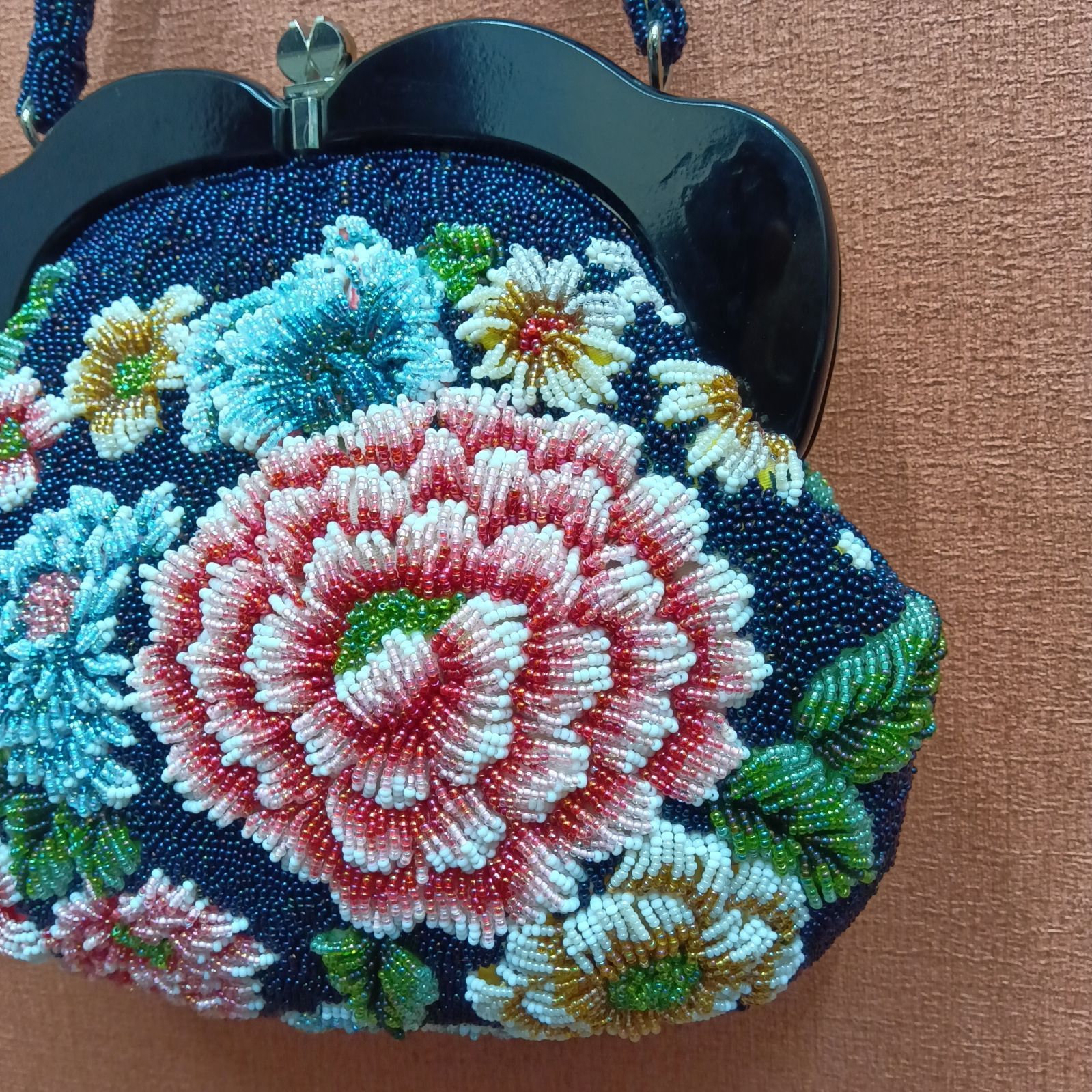 多少訳あり🔴 昭和レトロ 希少レア 🔷 総柄 ビーズ刺繍バッグ ／ 豪華